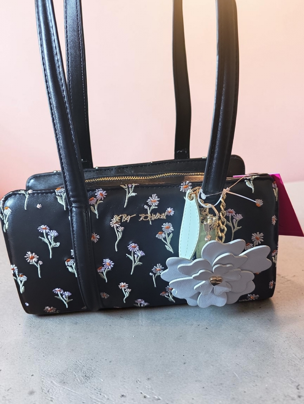 NWT Betsey Johnson Black Floral Barrel SHOULDER  Bag with Gold Logo - Picture 3 of 7